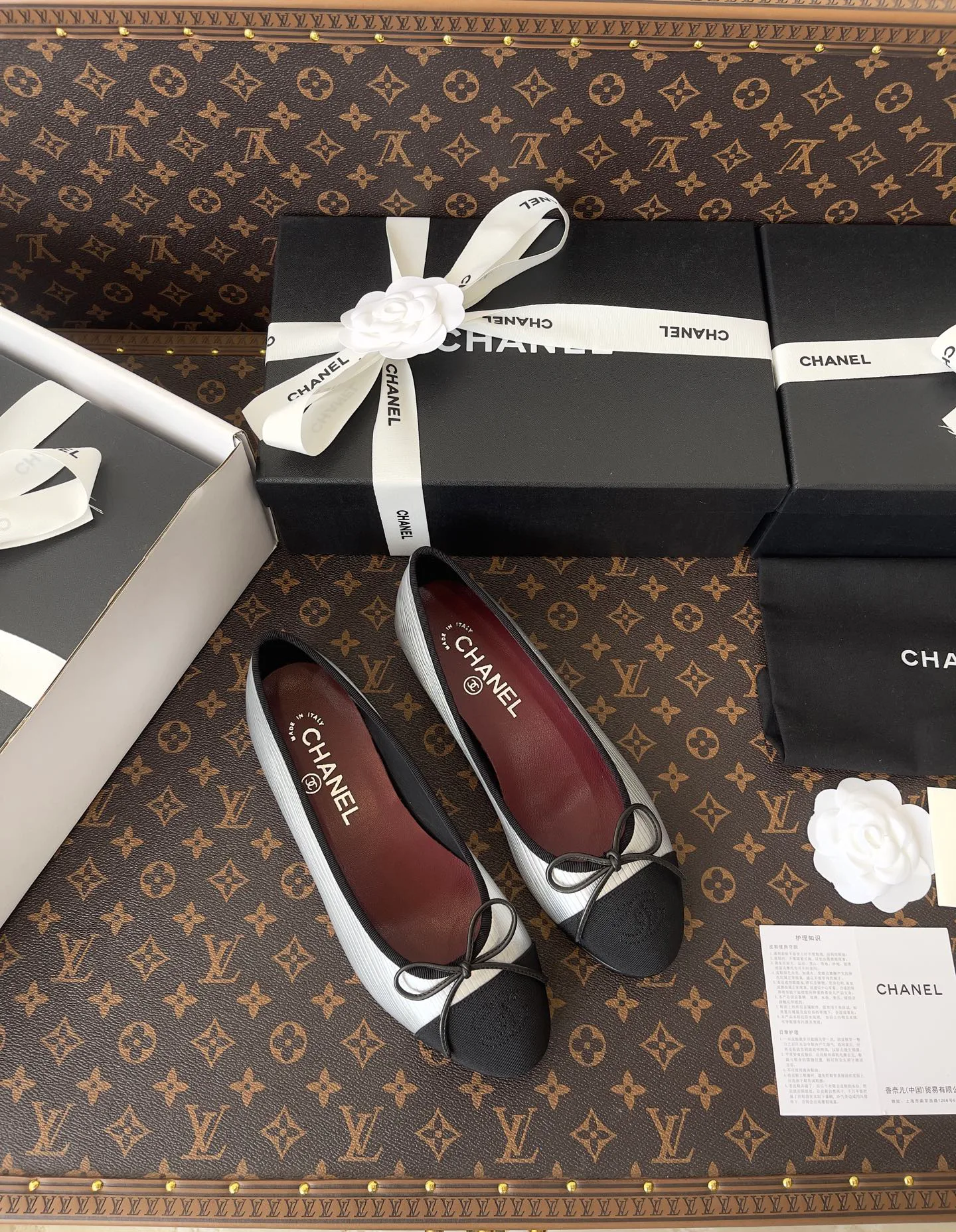 Women's Ballet Flats CHANEL 18153008
