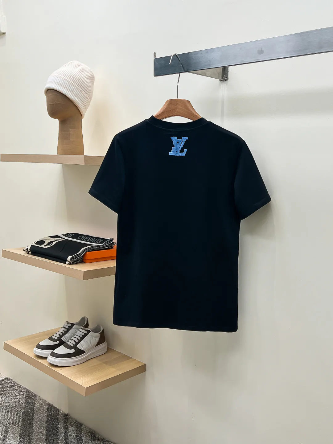 Men's T-Shirts LOUIS VUITTON 18499460