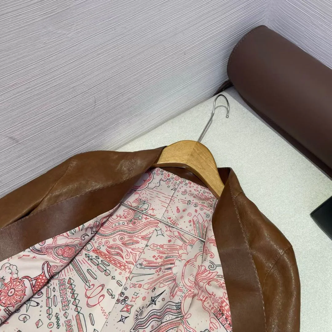 Women's Leather Jackets And Sheepskin Coats HERMES 17998948