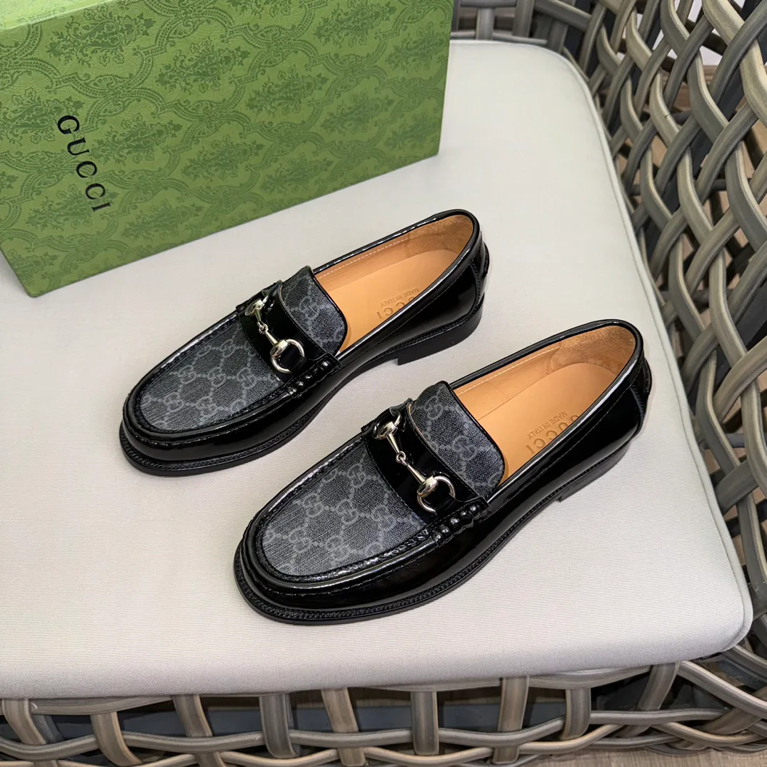 Men's Loafers And Dress Shoes GUCCI 17576635