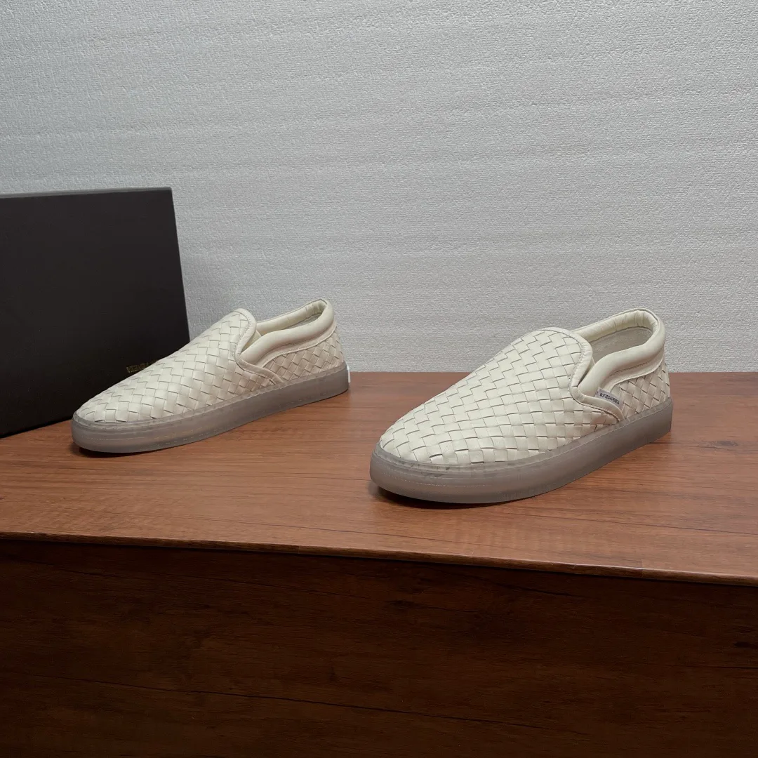 Men's Sneakers BOTTEGA VENETA 17954820
