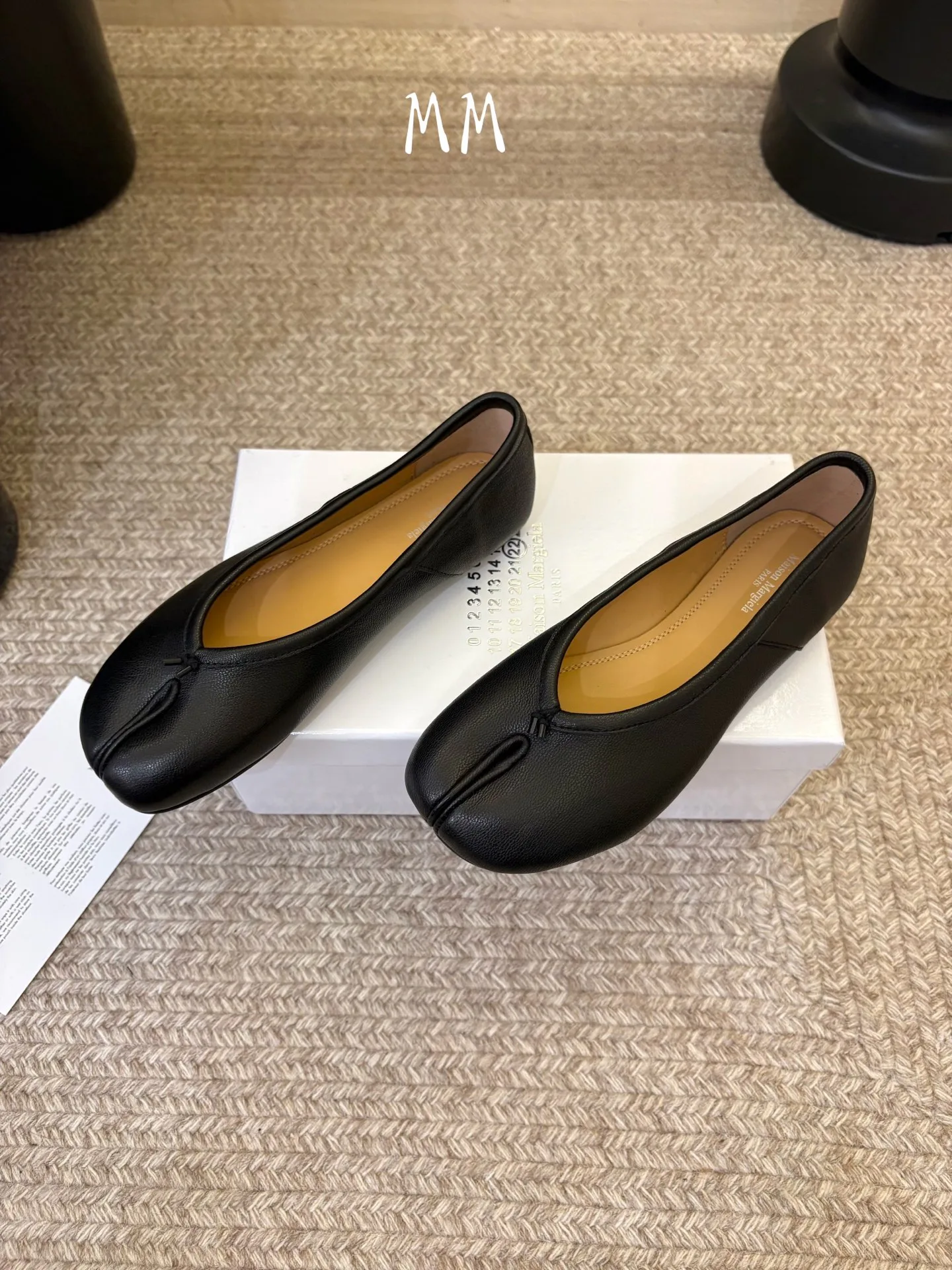 Women's Ballet Flats MAISON MARGIELA 18304176