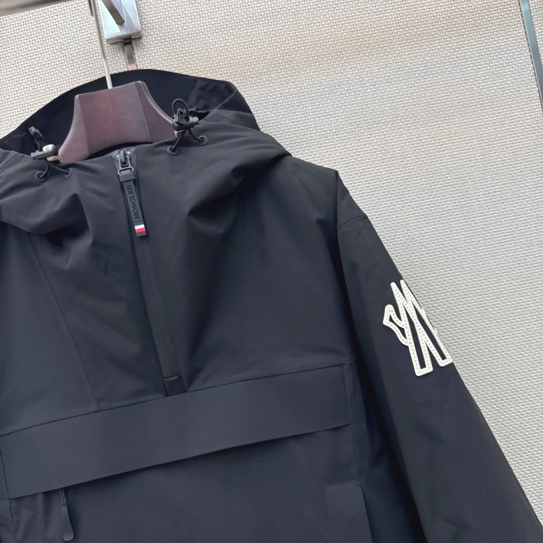 Men's Jackets And Down Jackets MONCLER 18106105