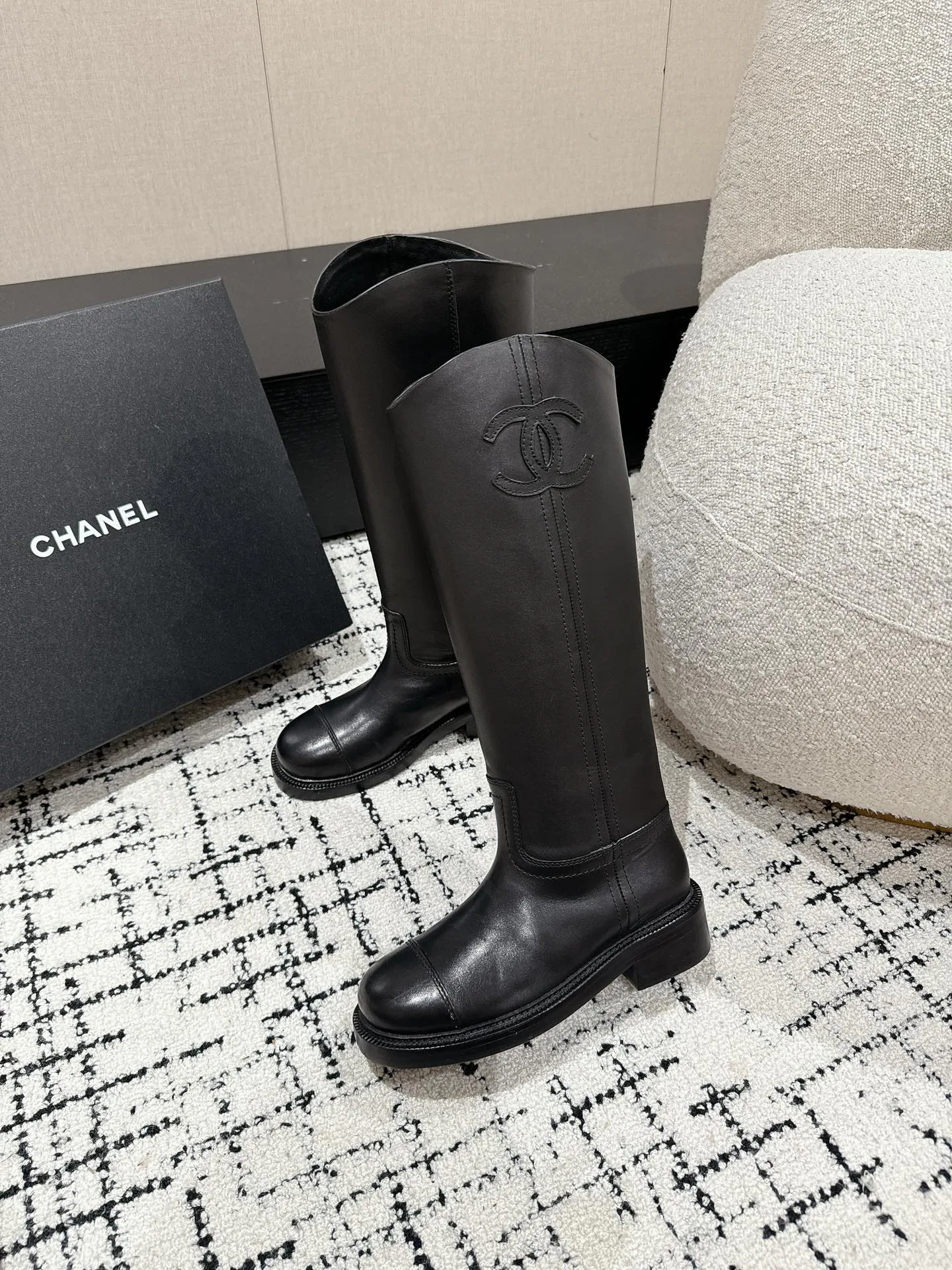 Women's Boots CHANEL 18406712