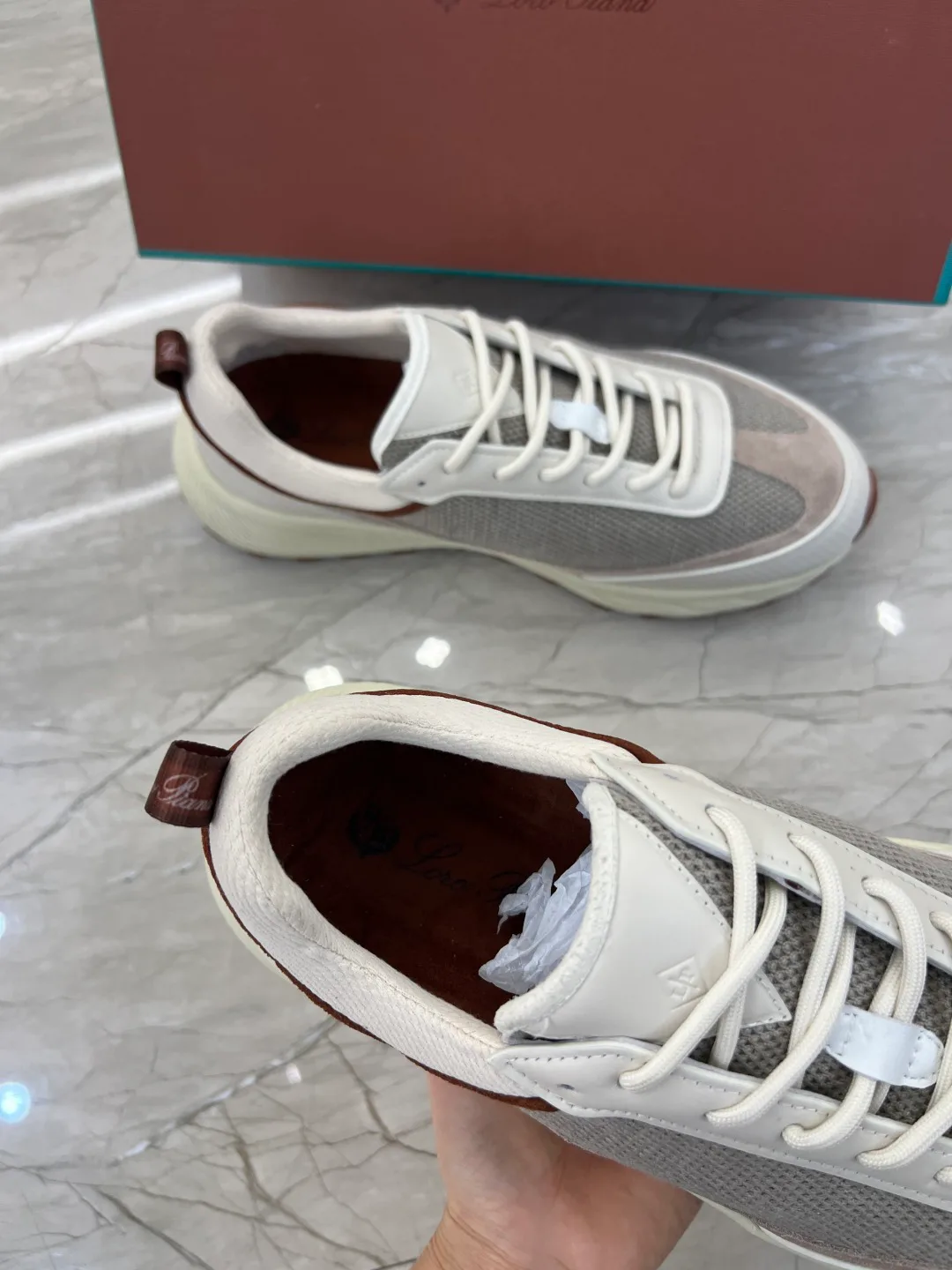 Кроссовки Женские Loro Piana 18655748