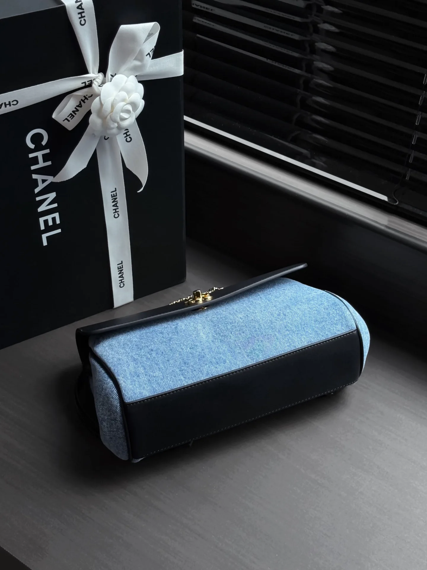 Women's Classic Handbags CHANEL 18147652