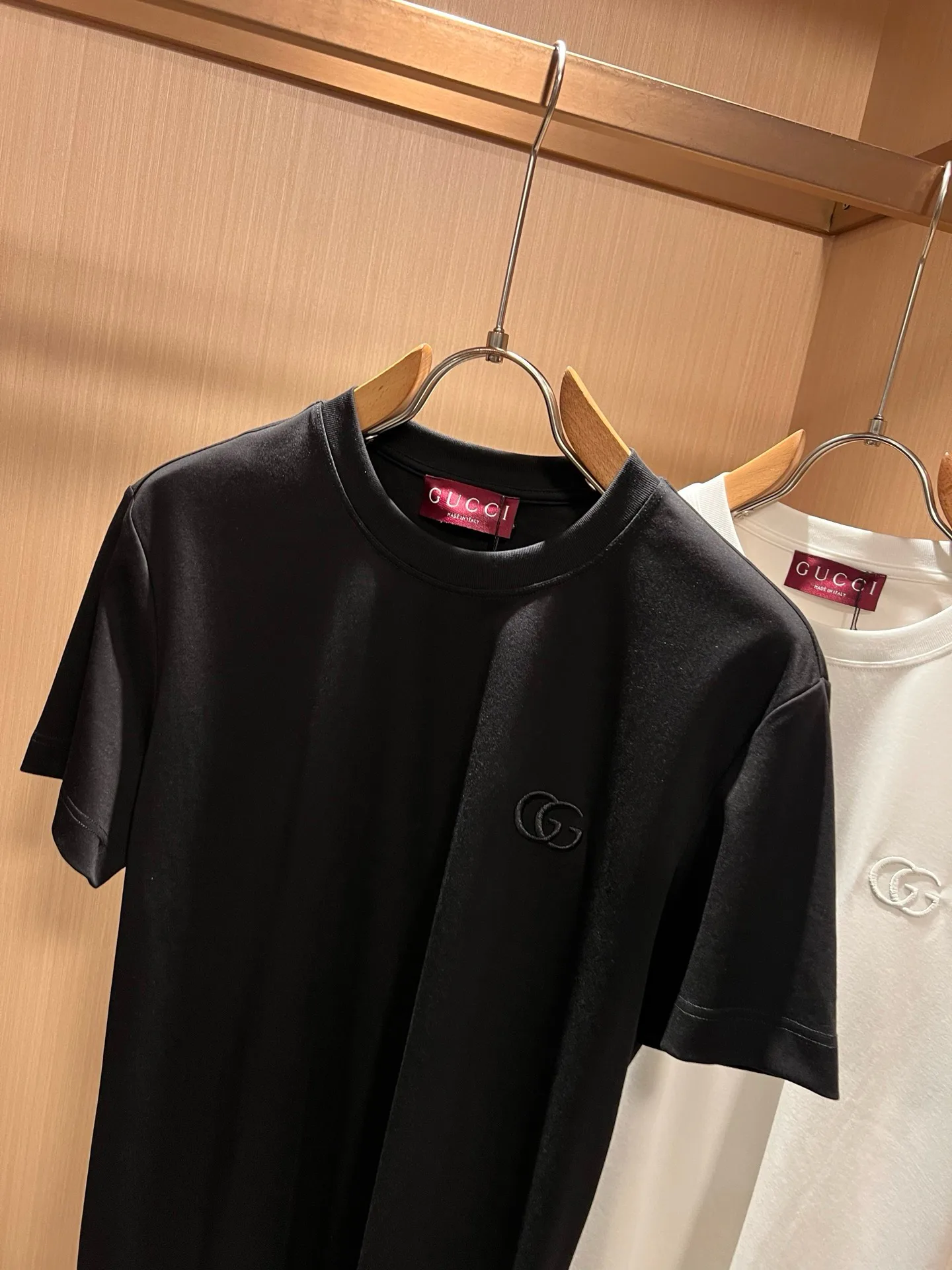 Men's T-Shirts GUCCI 18081047