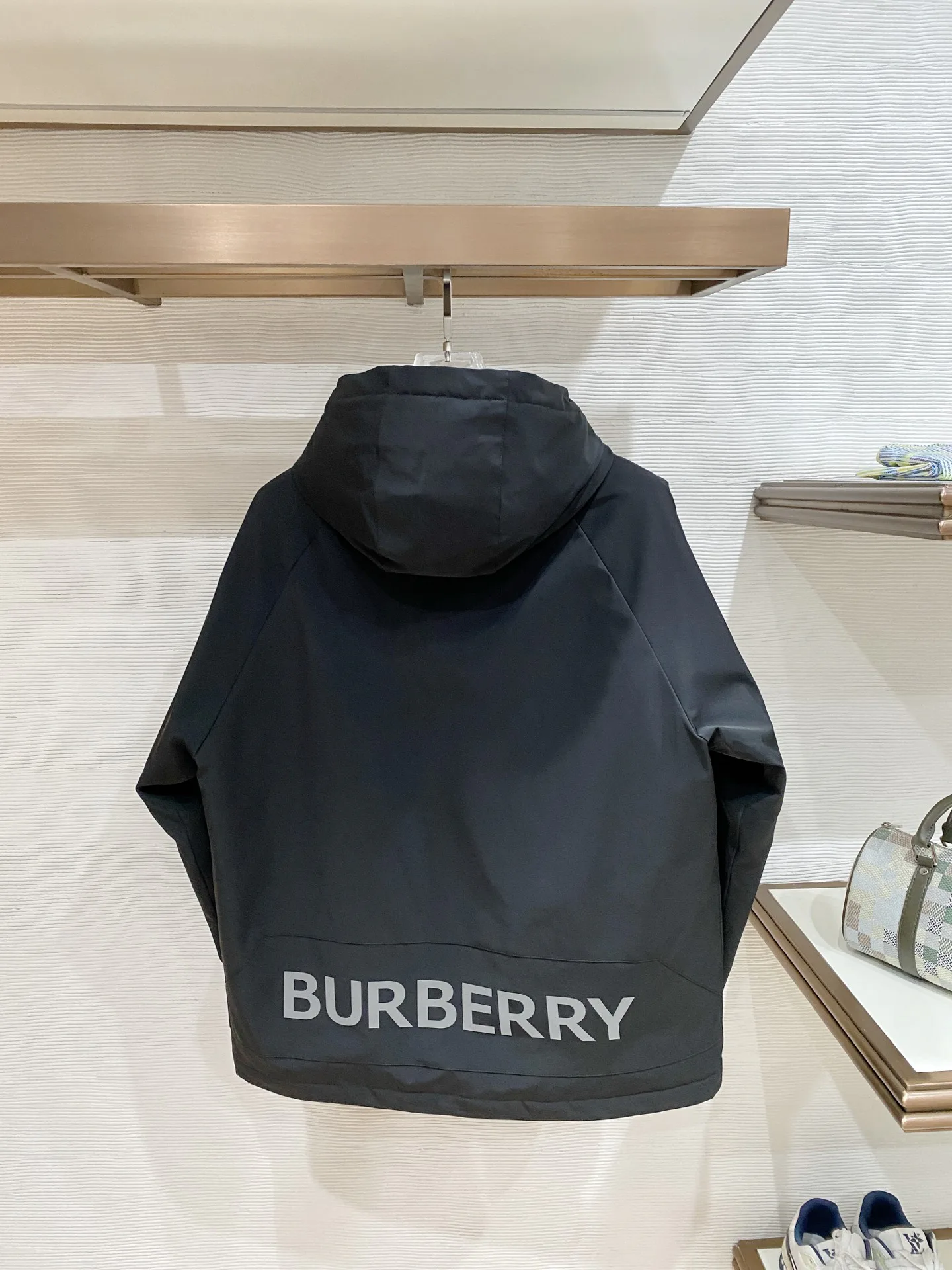 Men's Jackets And Down Jackets BURBERRY 18109107