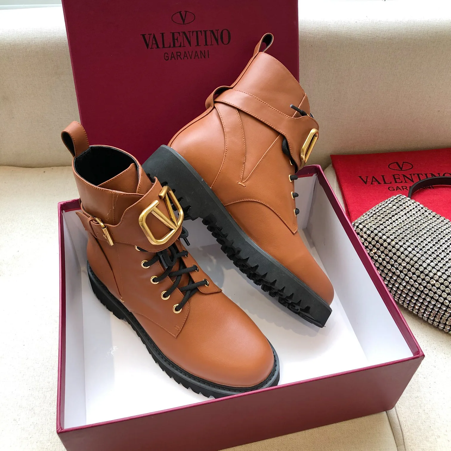 Ботинки Женские Valentino 18616597