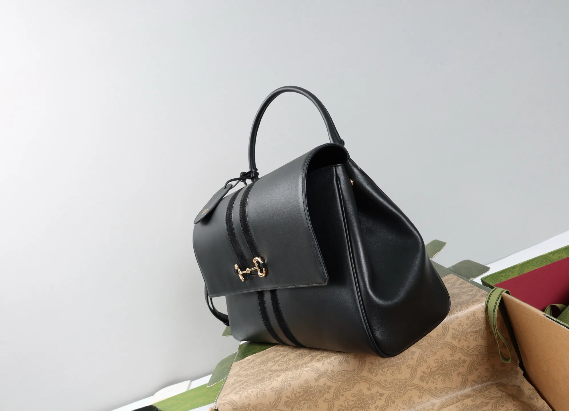 Women's Classic Handbags GUCCI 17574150