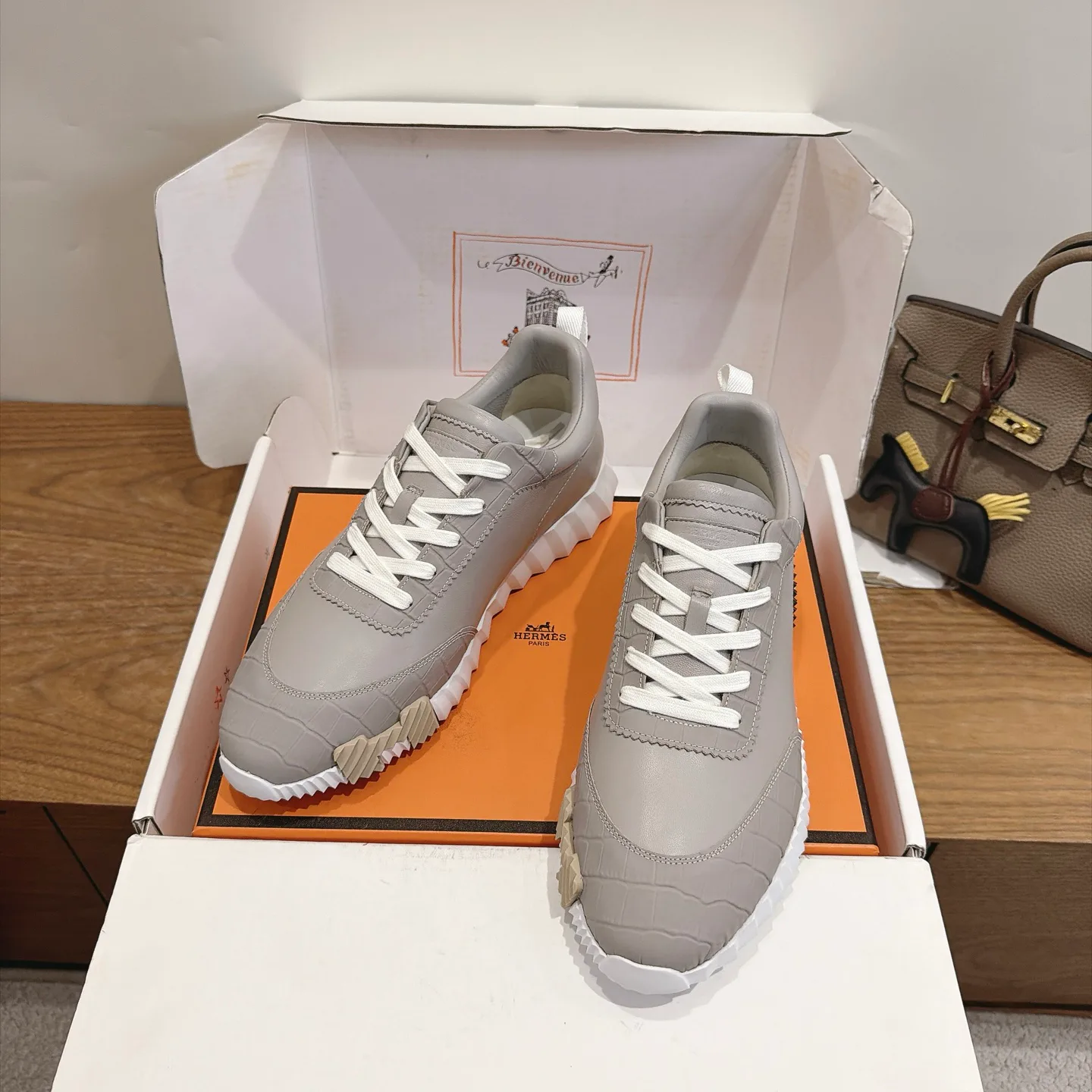 Women's Sneakers HERMES 17874218