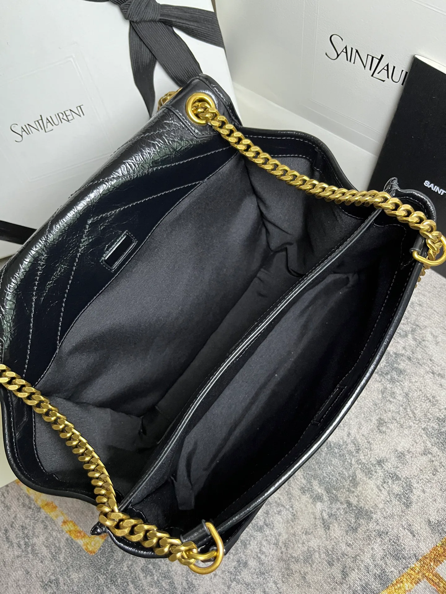 Классические Сумки Женские Saint Laurent 18610984