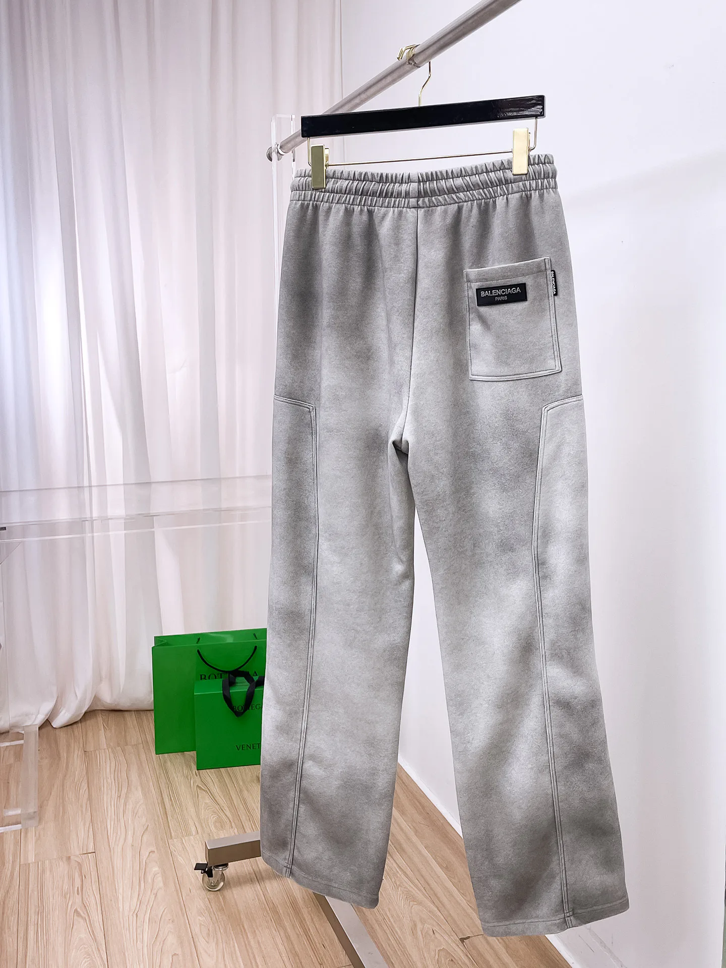 Men's Trousers BALENCIAGA 18399366