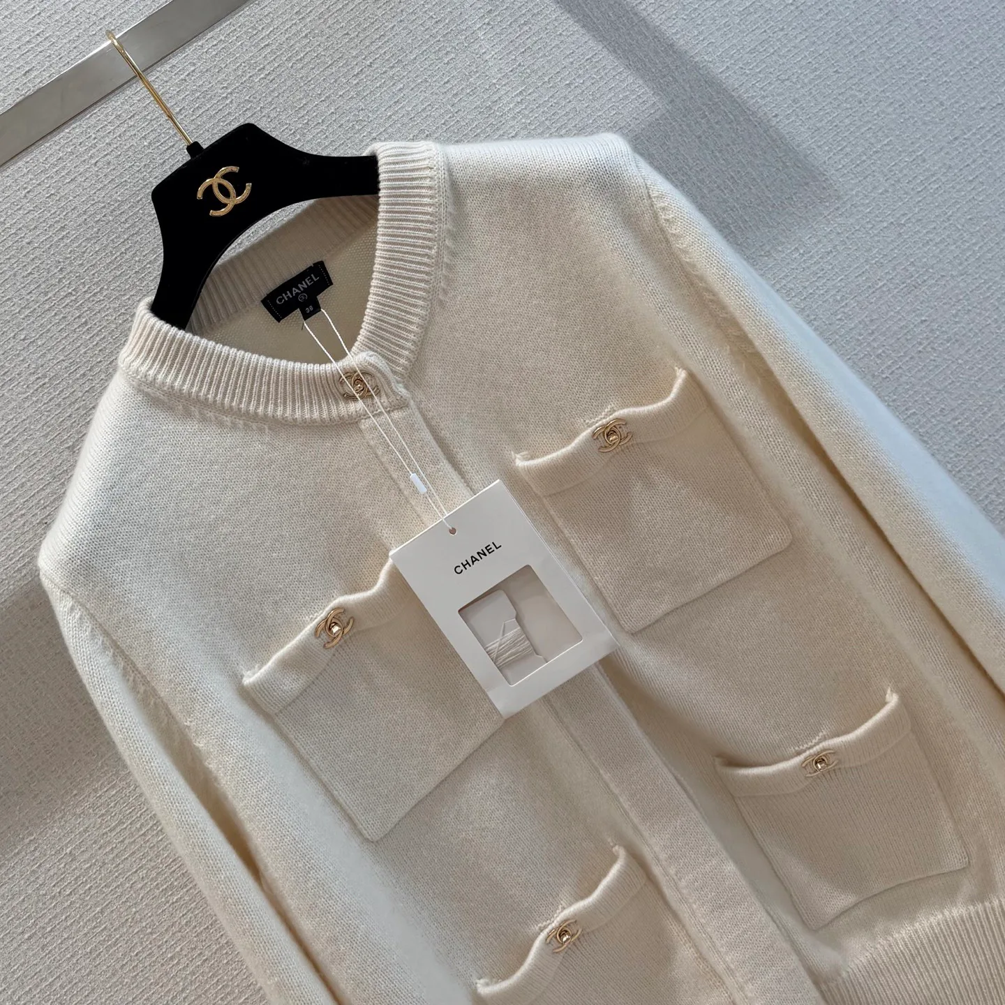 Women's Jumpers And Sweaters CHANEL 18138591