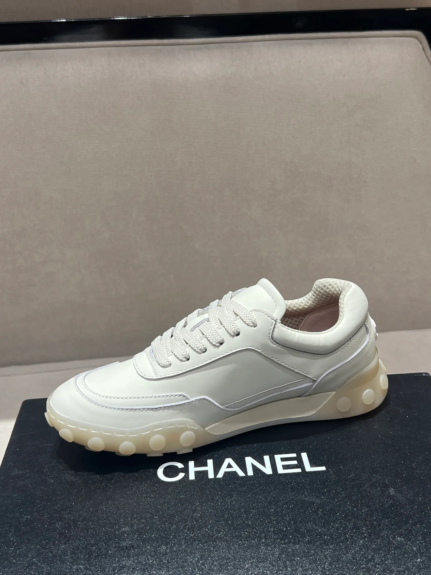 Women's Sneakers CHANEL 18020125