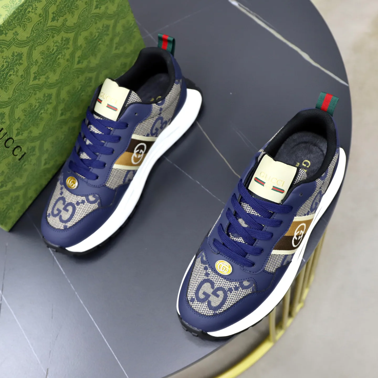Men's Sneakers GUCCI 18516253