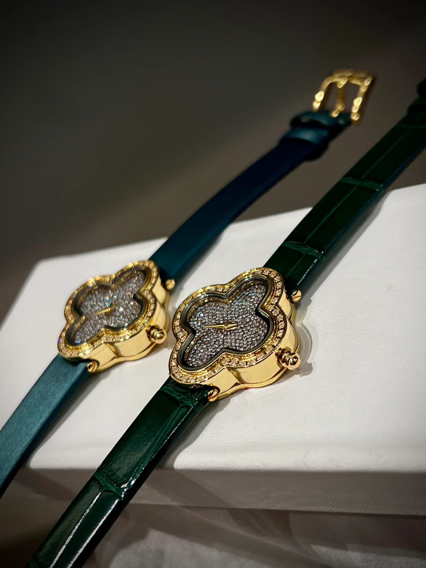Women's Watches VAN CLEEF & ARPELS 17800705