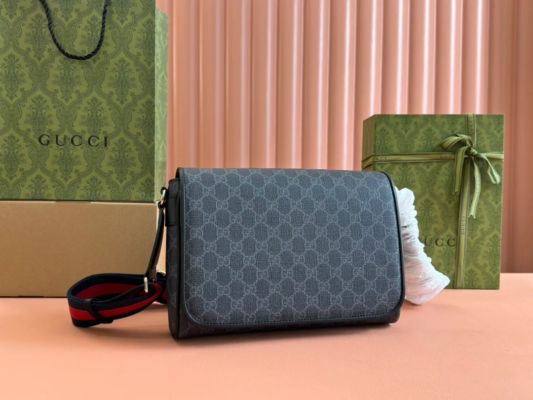 Women's Shoulder Bags GUCCI 17947636