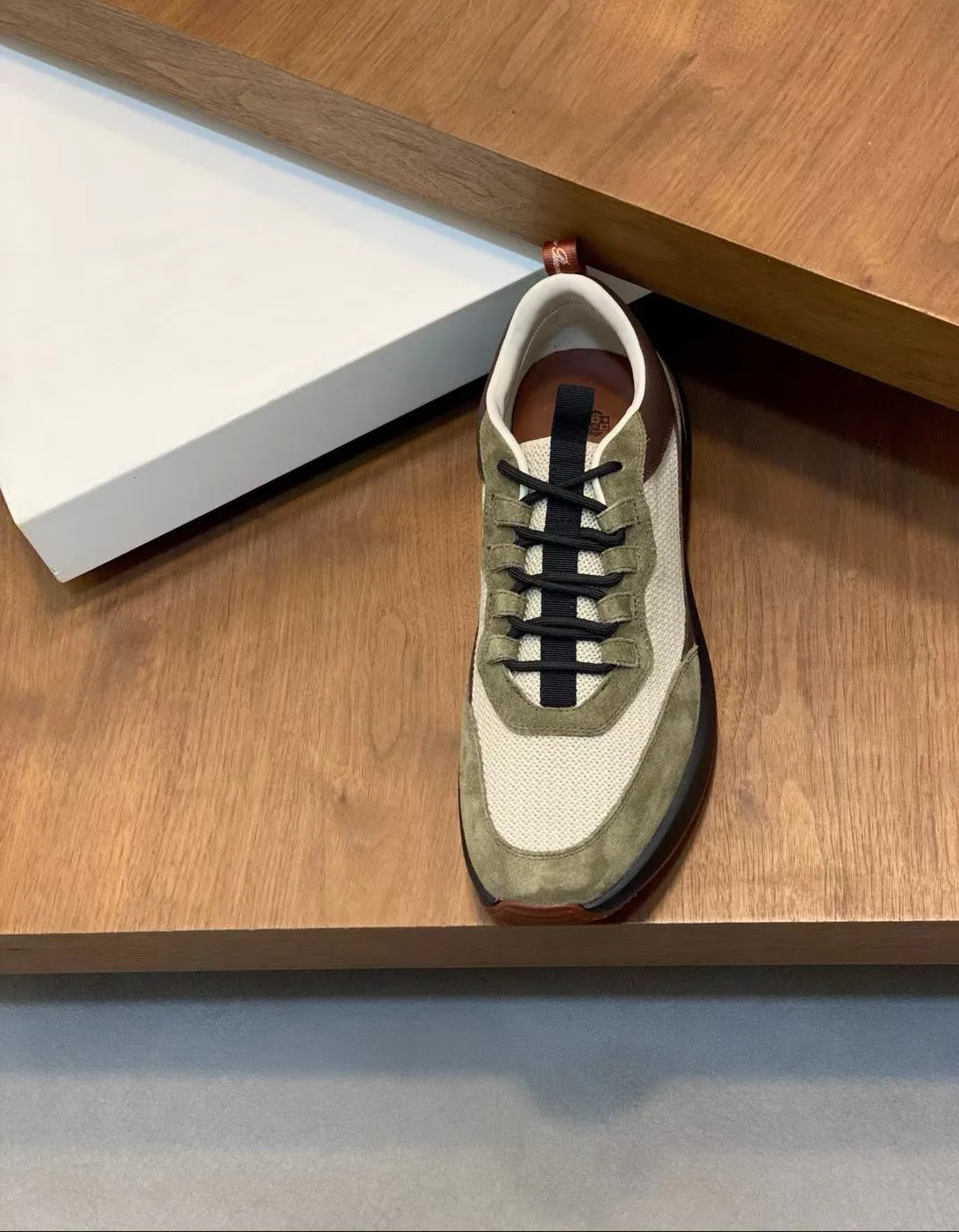 Men's Sneakers LORO PIANA 18143008