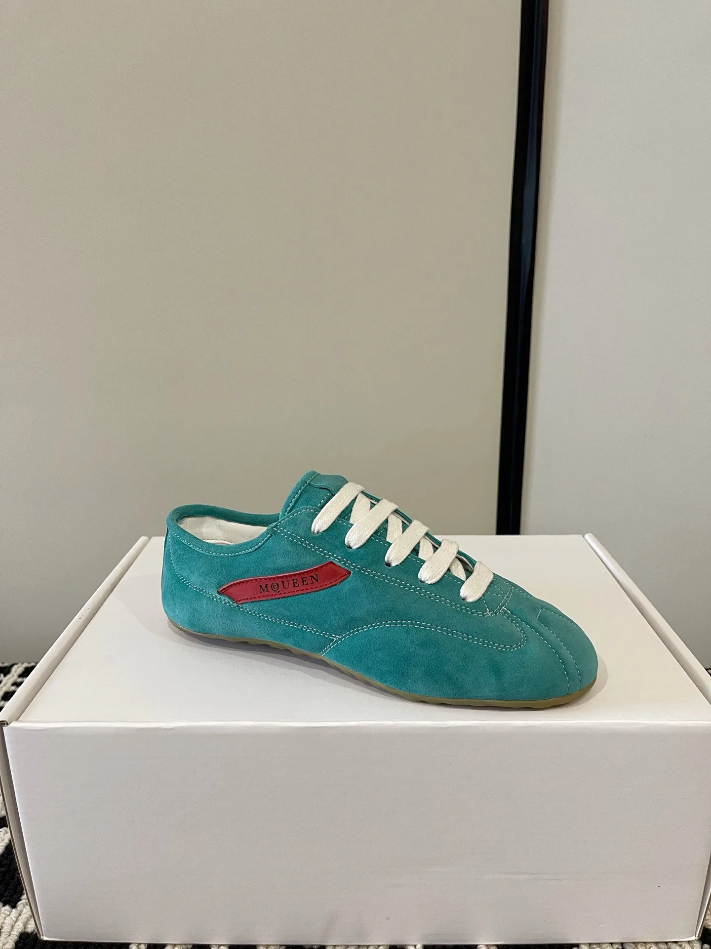 Women's Sneakers ALEXANDER MCQUEEN 18386245
