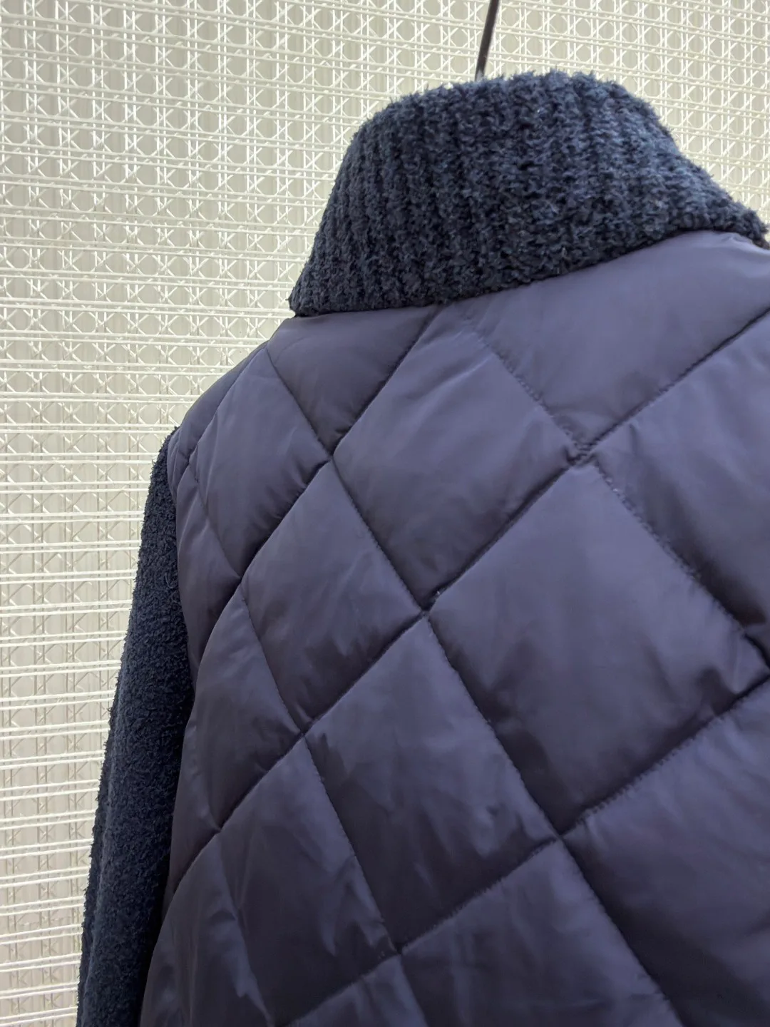 Куртки И Пуховики Мужские Moncler 18558886