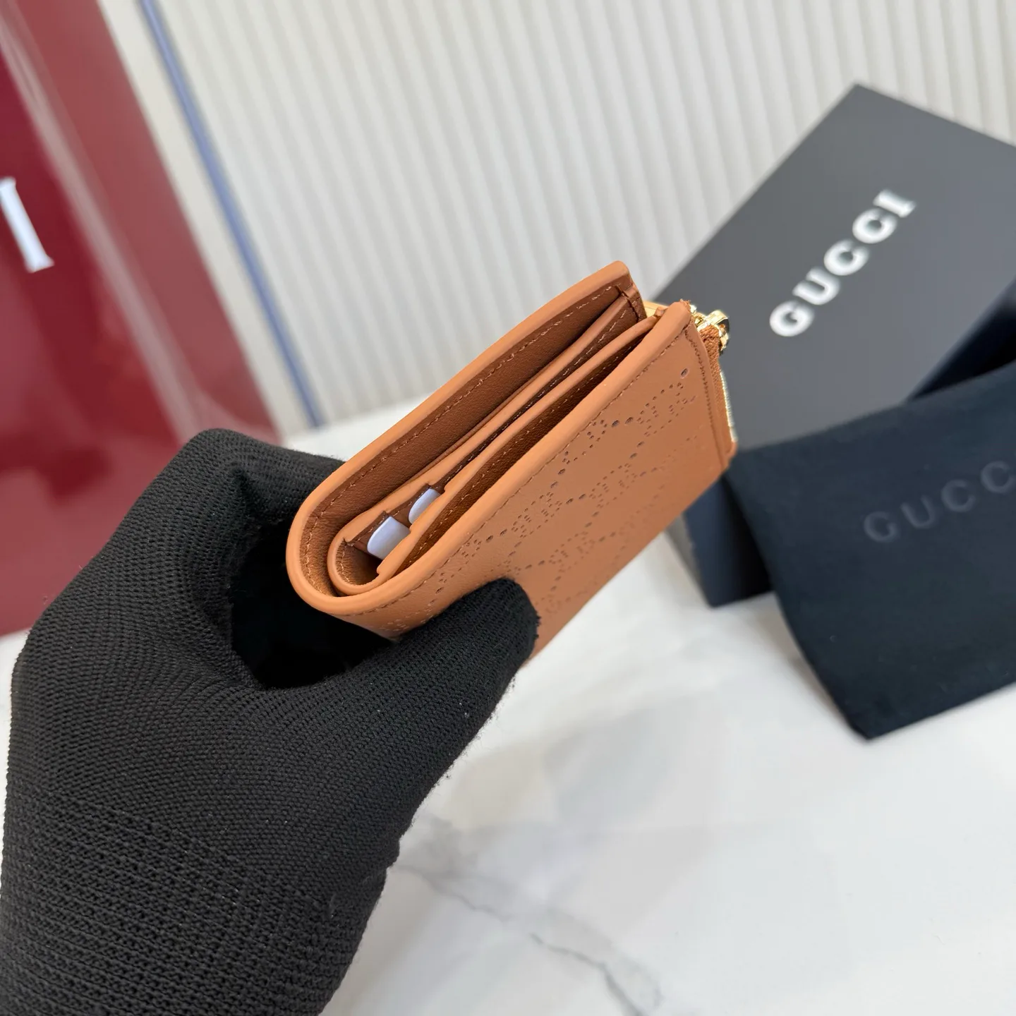Women's Clutches GUCCI 17947854