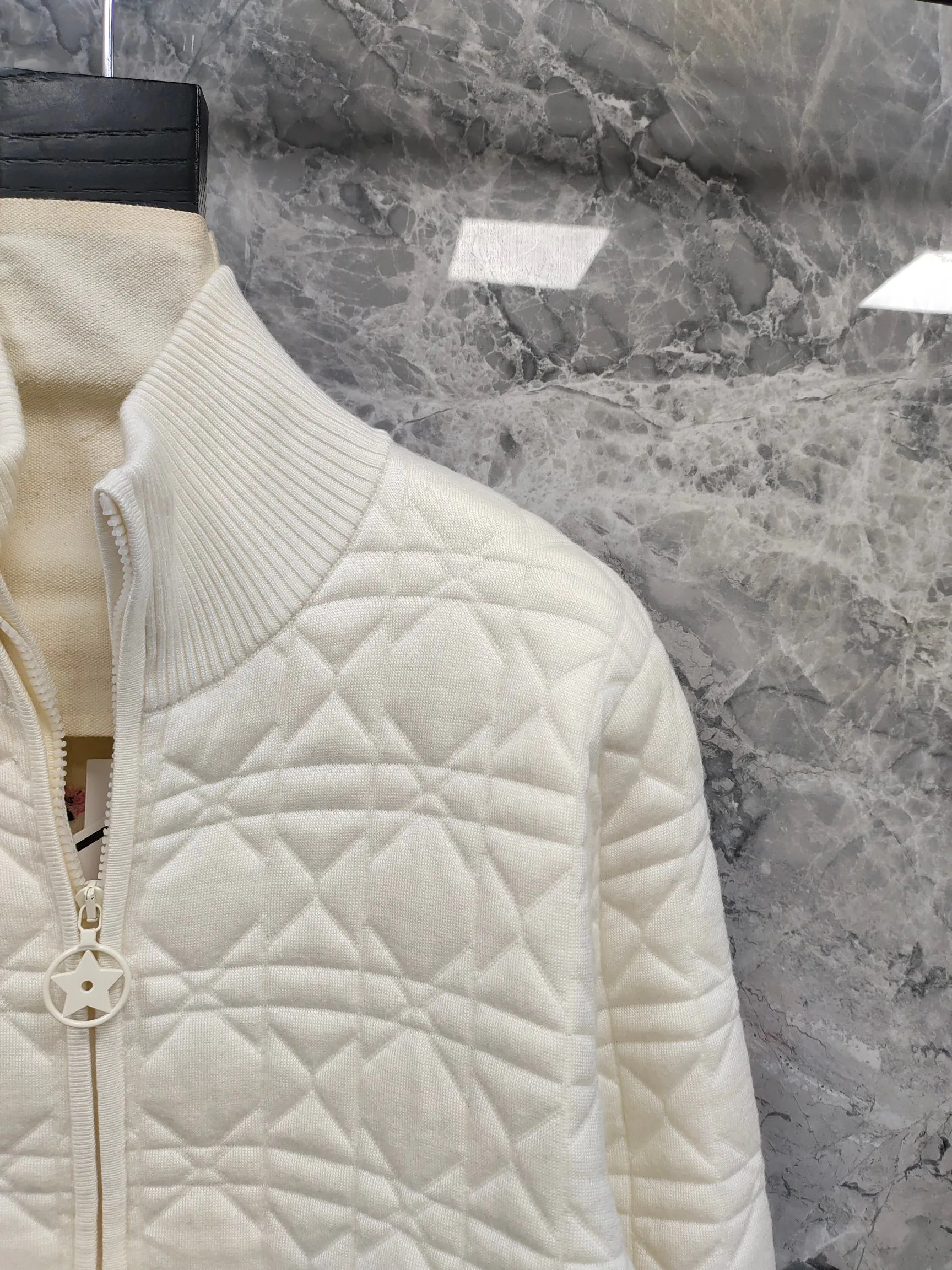Women's Jackets And Down Jackets CHRISTIAN DIOR 17914065