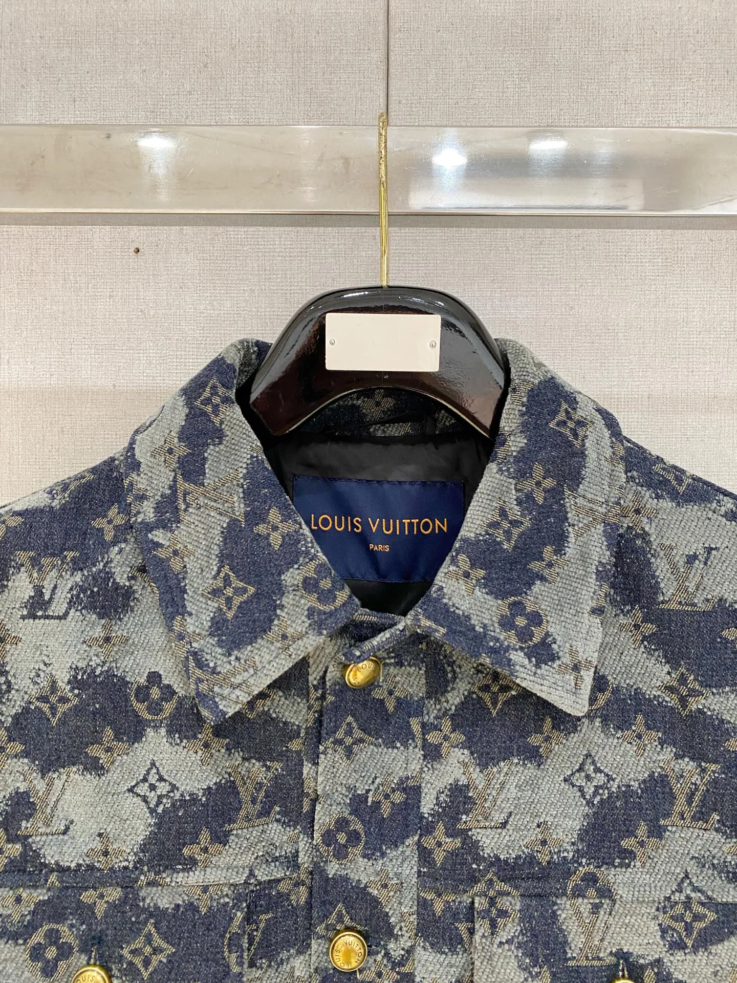 Men's Jackets And Down Jackets LOUIS VUITTON 18273030