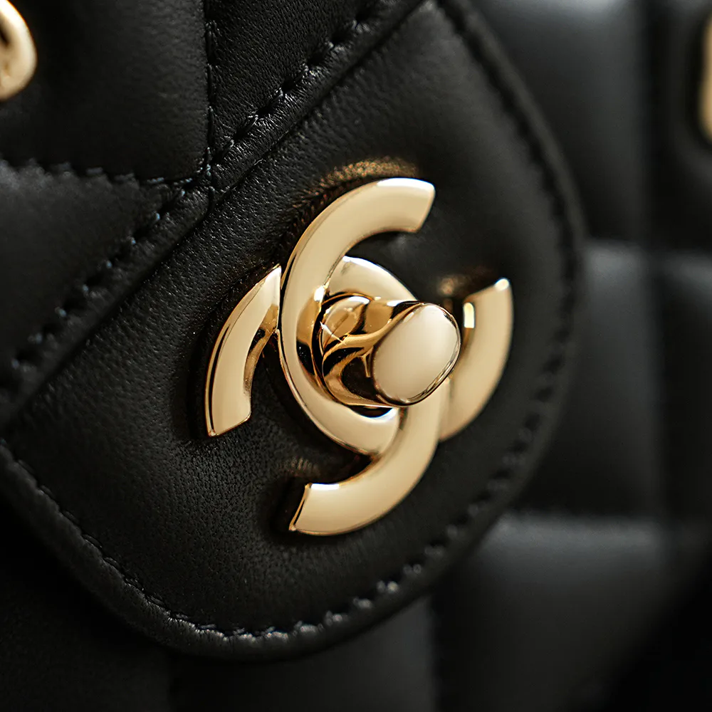 Women's Classic Handbags CHANEL 17867856
