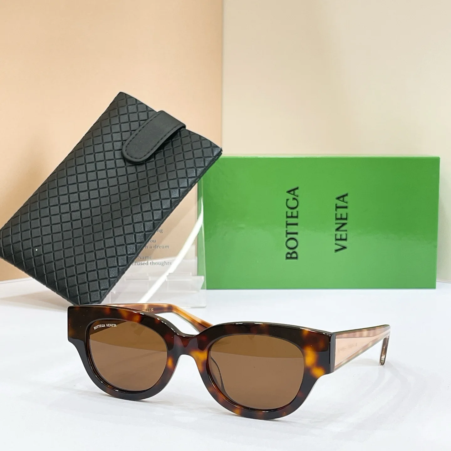 Glasses BOTTEGA VENETA 17495964