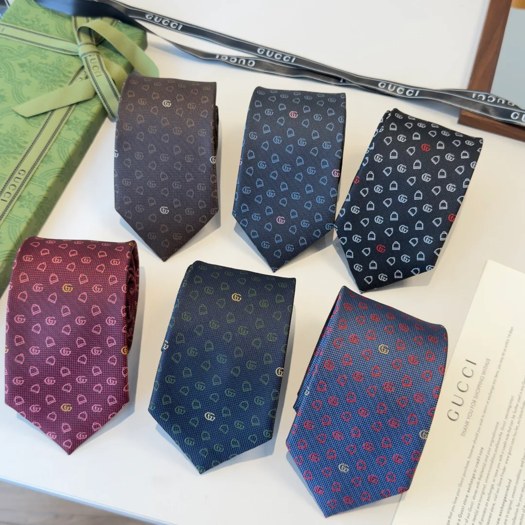 Silk Scarves GUCCI 17448542