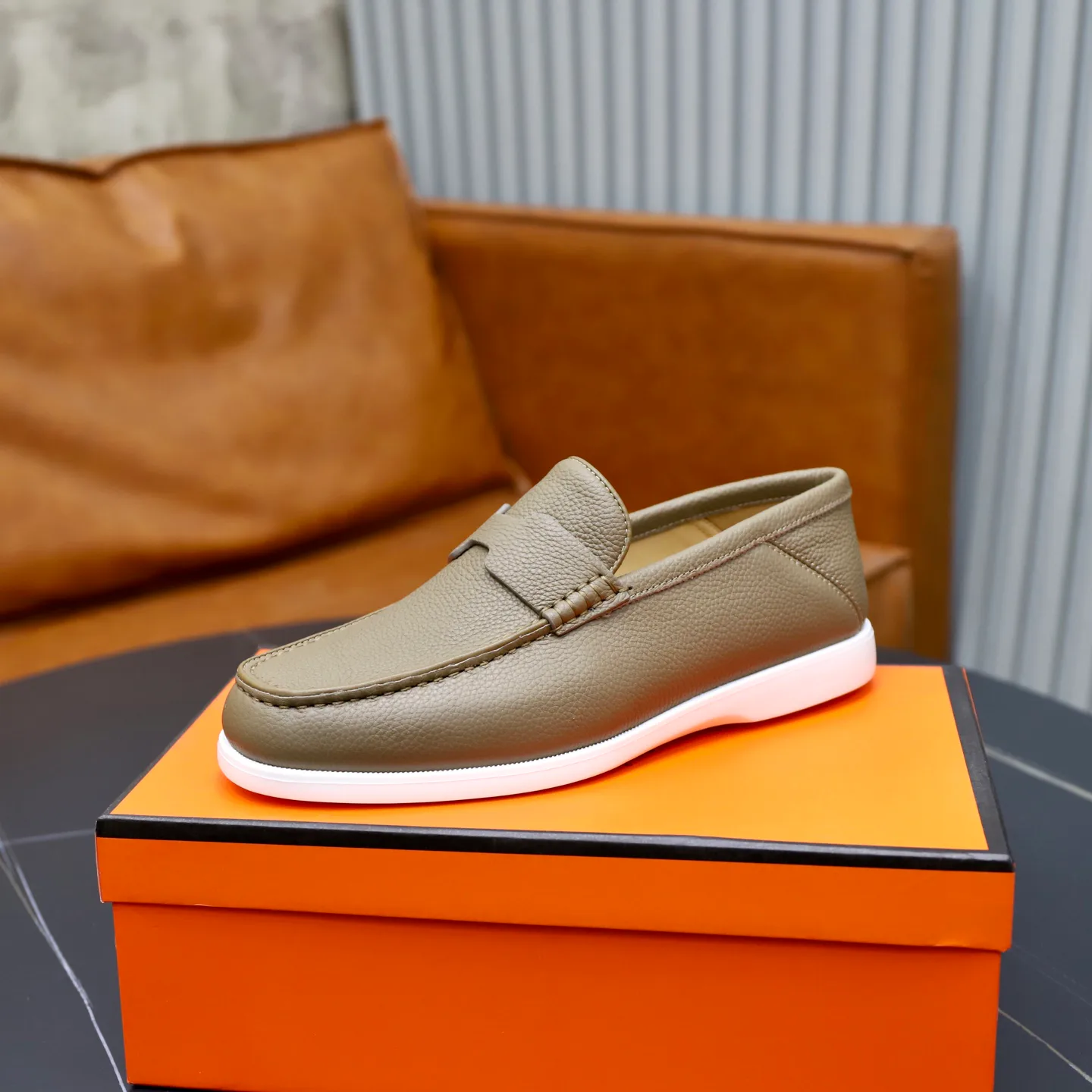 Men's Loafers And Dress Shoes HERMES 18103079