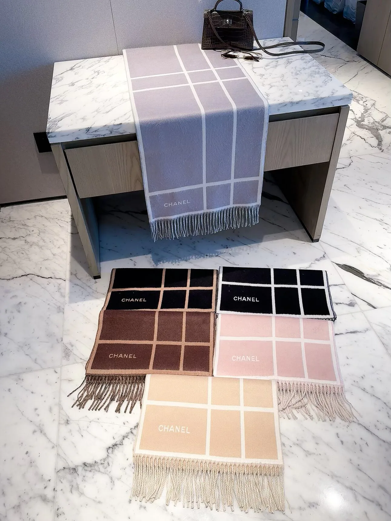Scarves CHANEL 18322577