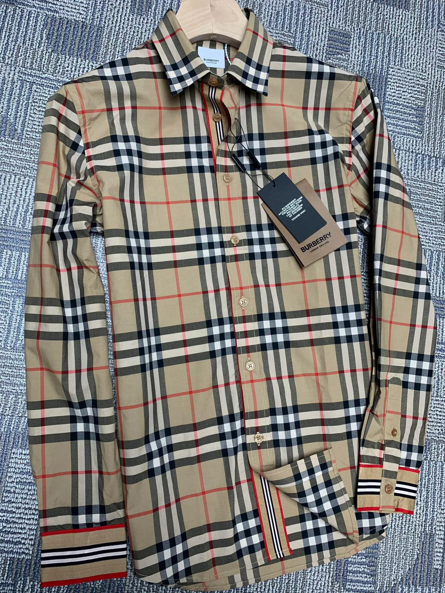 Men's Shirts BURBERRY 17967418