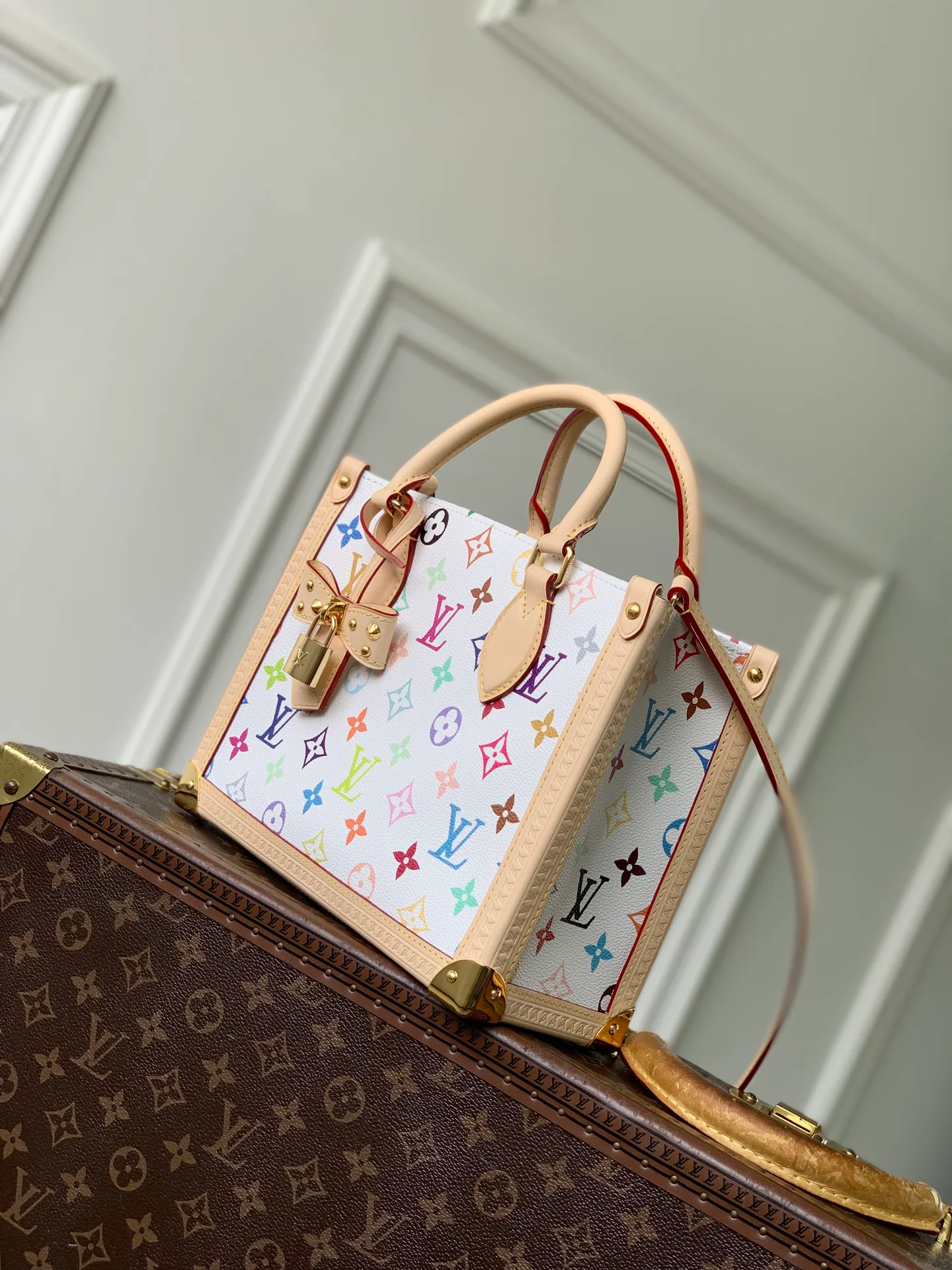 Women's Classic Handbags LOUIS VUITTON 18412574