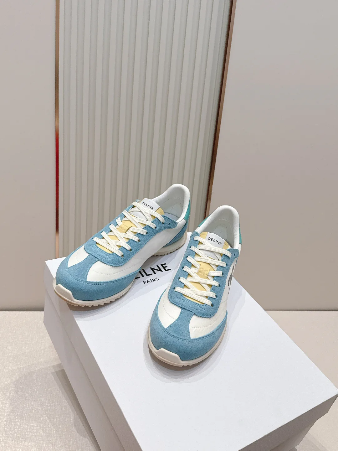 Women's Sneakers CELINE 17708716