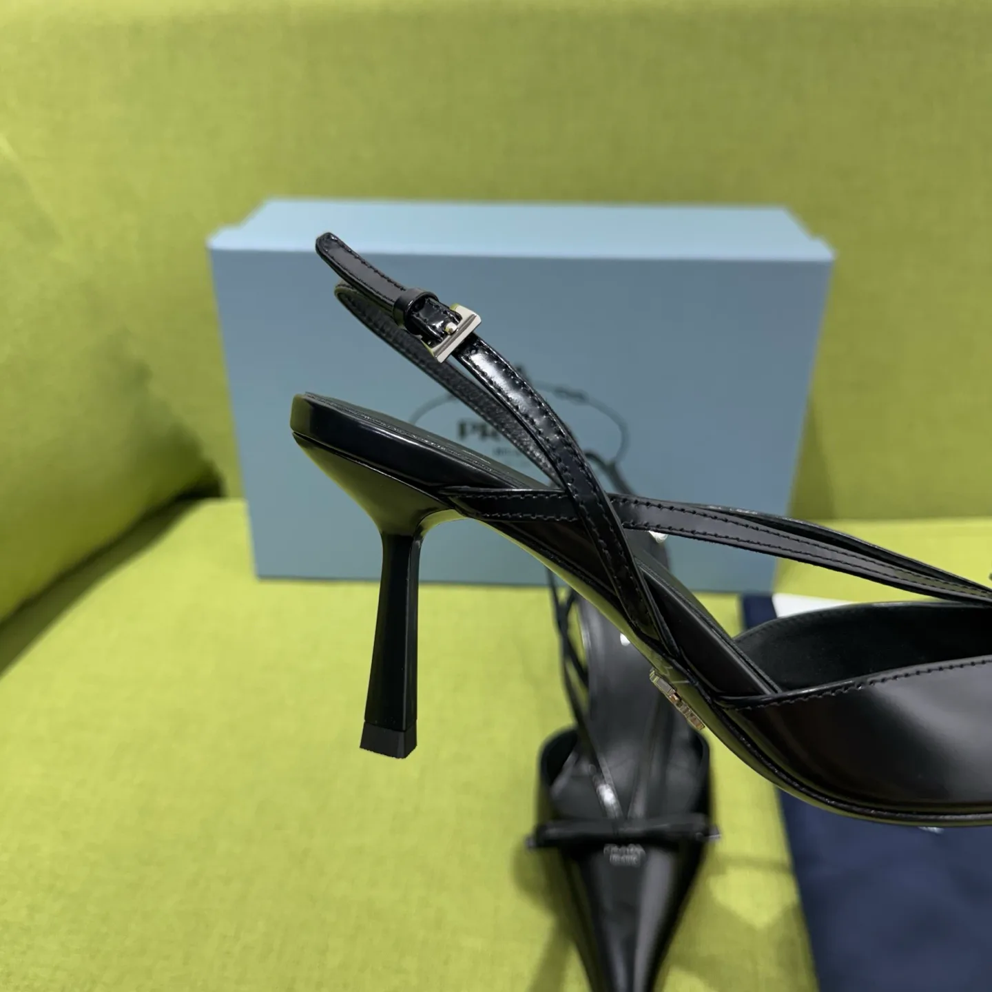 Туфли Женские Prada 18662535