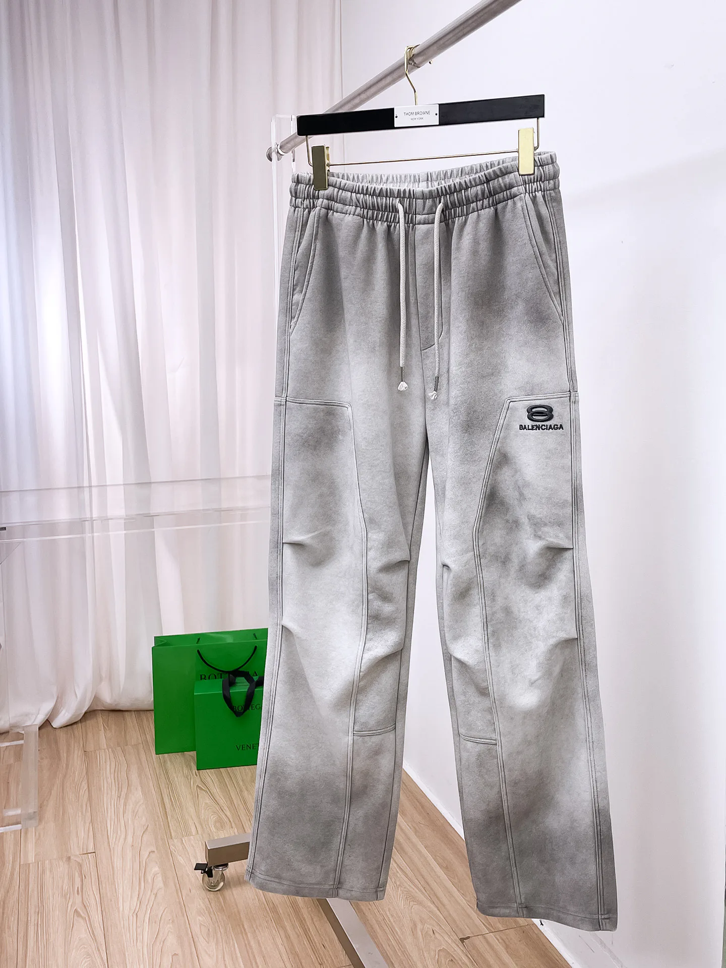 Men's Trousers BALENCIAGA 18399366