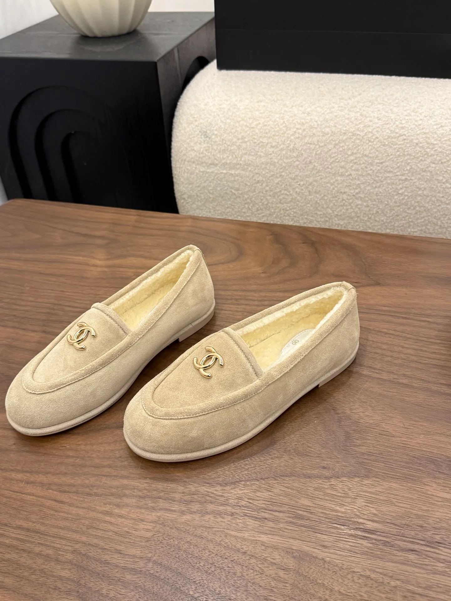 Women's Loafers And Moccasins CHANEL 18223704