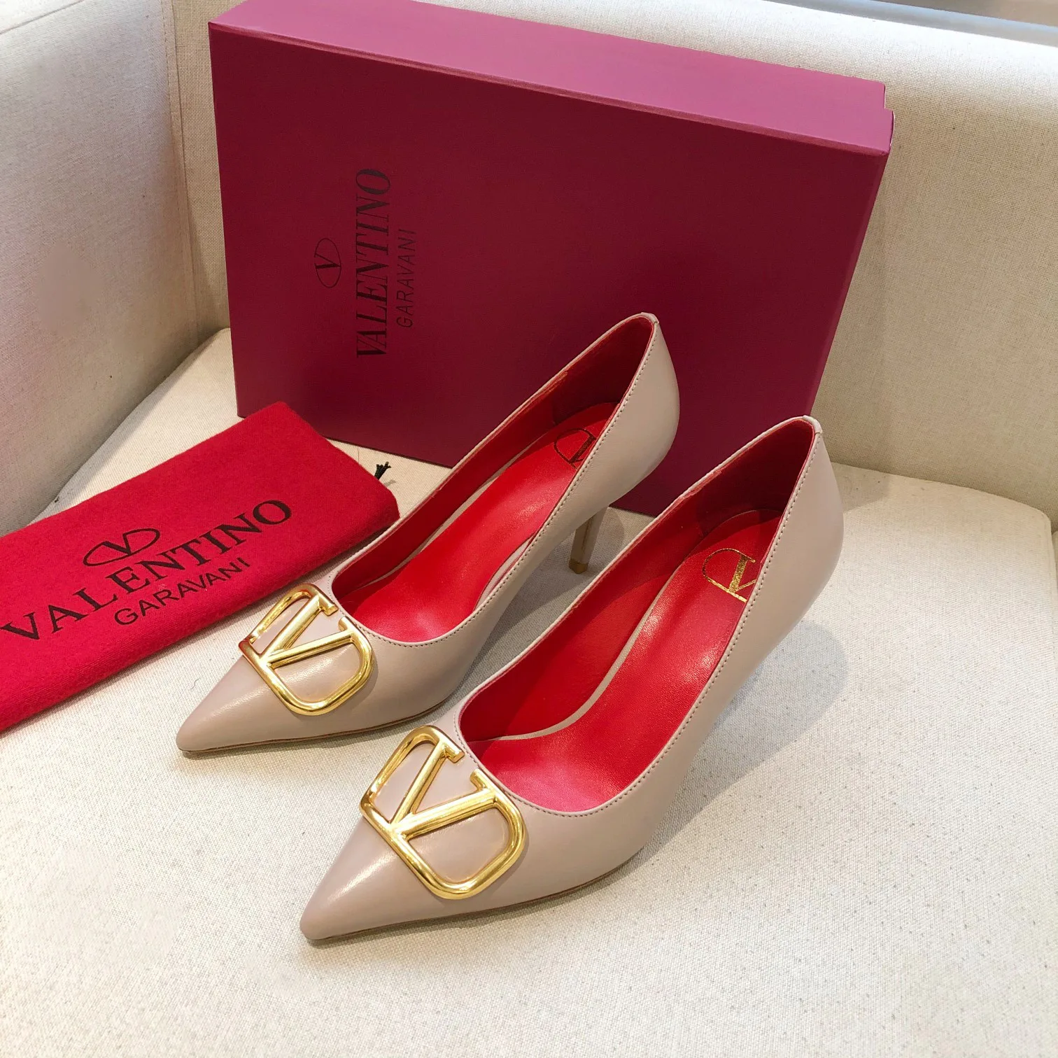 Women's Heels VALENTINO 17956863