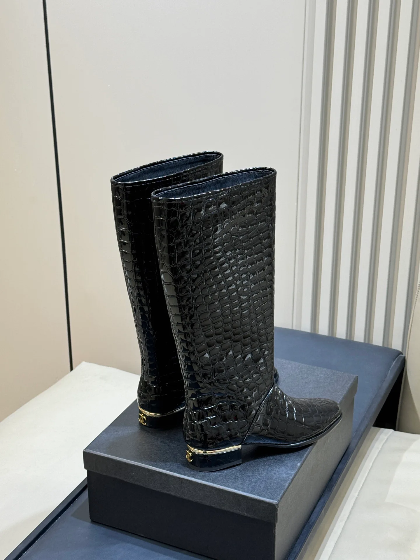 Women's Boots CHANEL 18073030