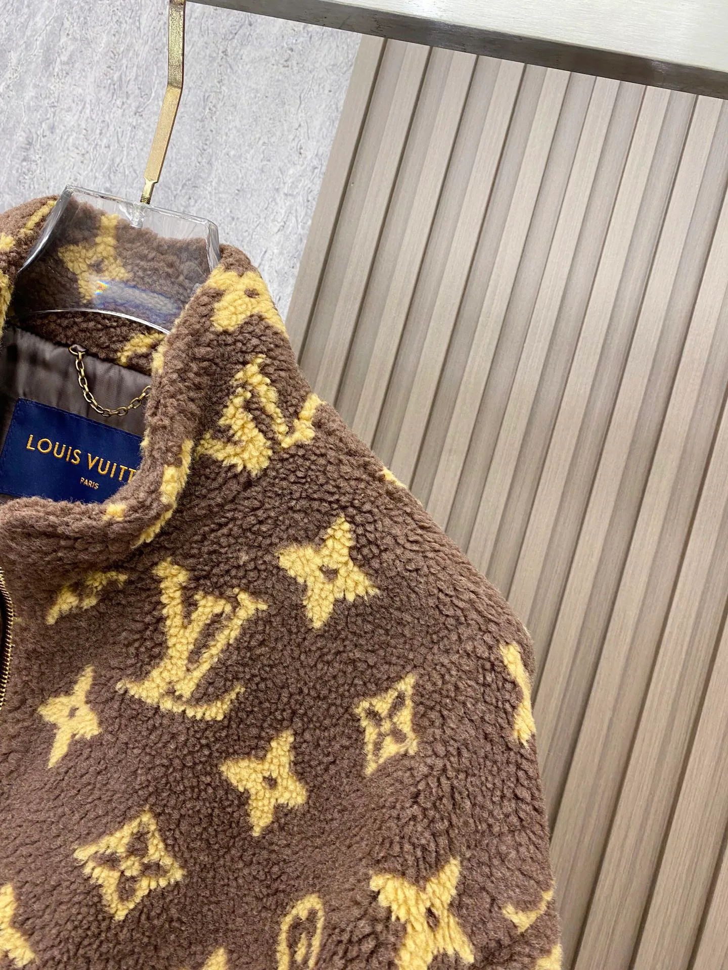 Men's Jackets And Down Jackets LOUIS VUITTON 17974399