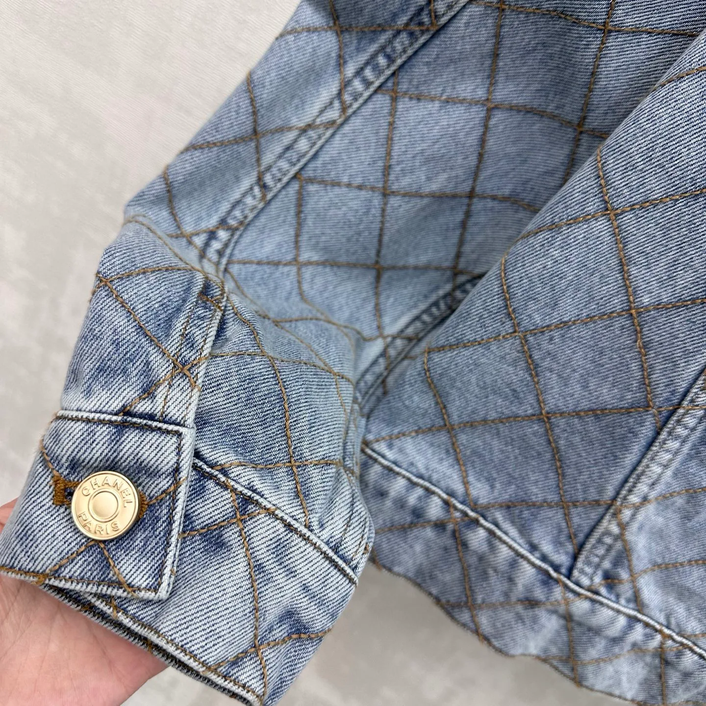 Women's Jackets And Down Jackets CHANEL 17612748
