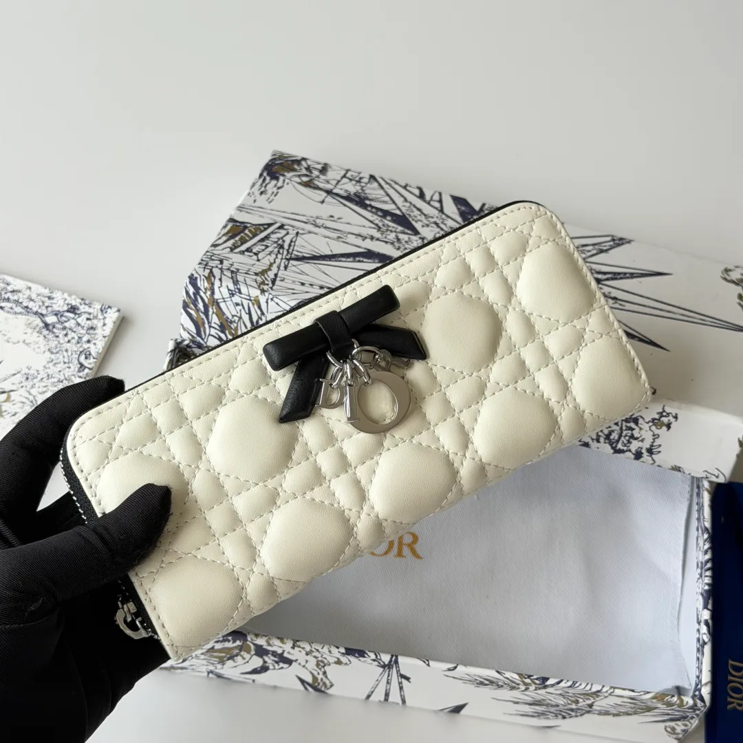 Women's Clutches CHRISTIAN DIOR 18492973