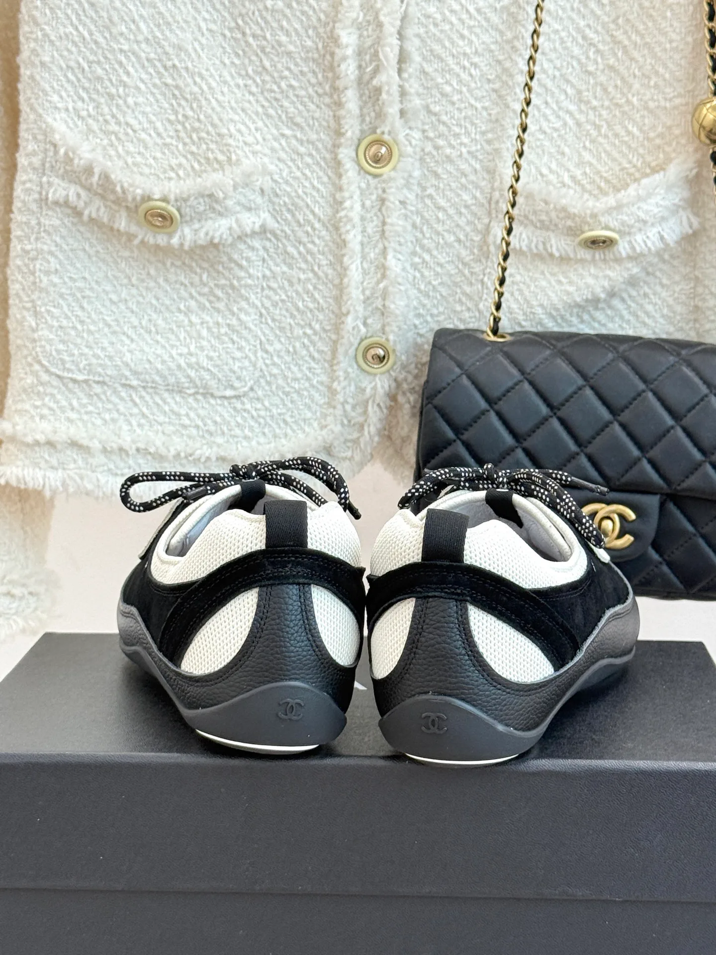 Women's Sneakers CHANEL 16891573