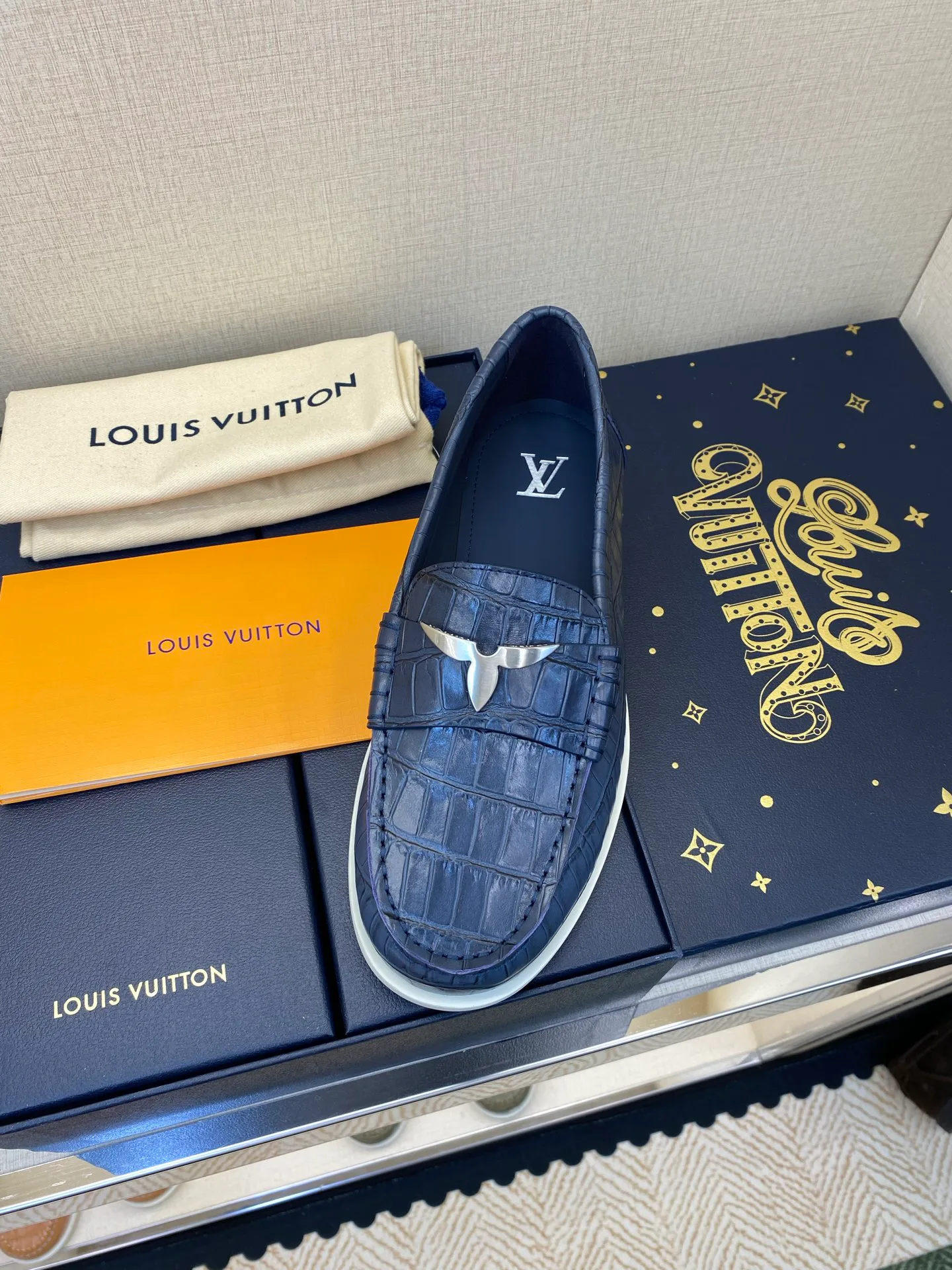 Лоферы И Туфли Мужские Louis Vuitton 18586342