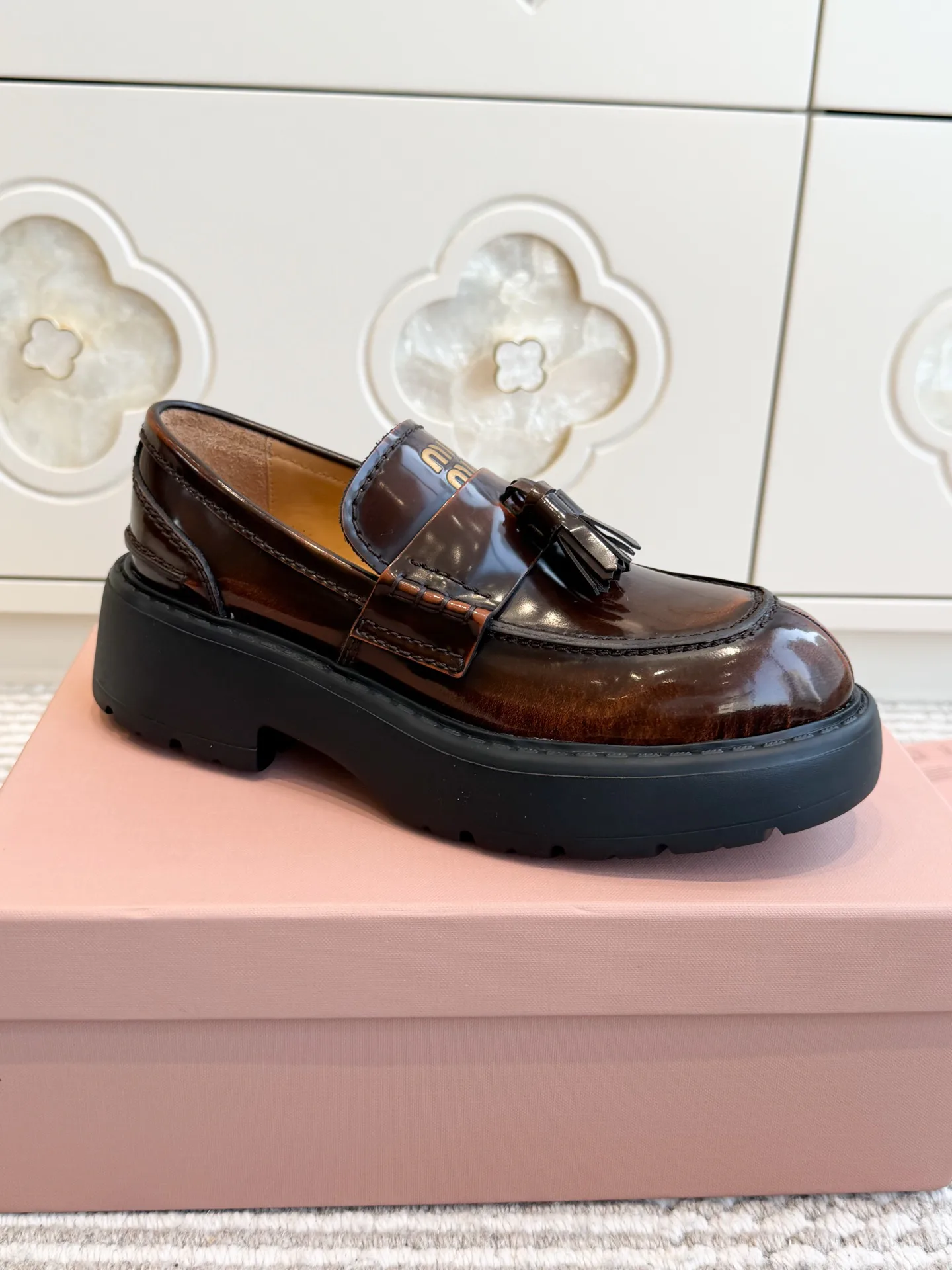 Women's Loafers And Moccasins MIU MIU 18261262