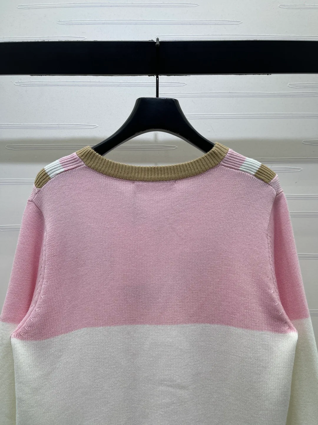 Women's Jumpers And Sweaters VALENTINO 18140972