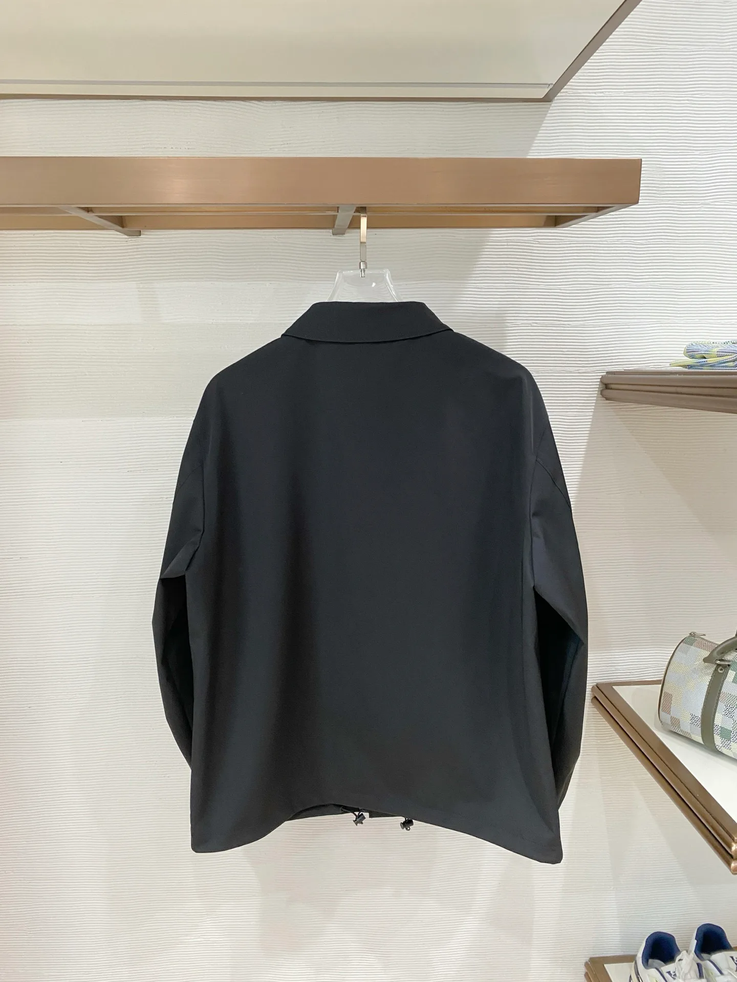 Куртки И Пуховики Мужские Prada 18618731