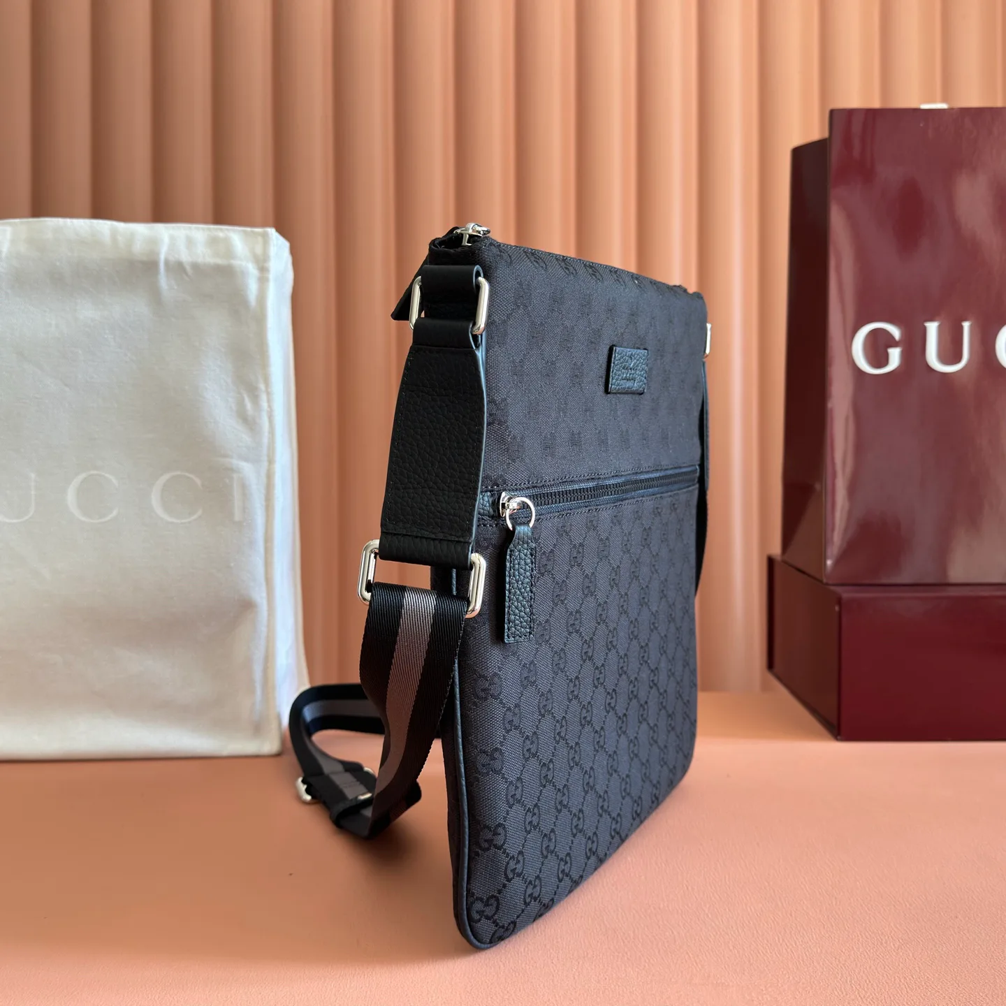 Women's Shoulder Bags GUCCI 17904062